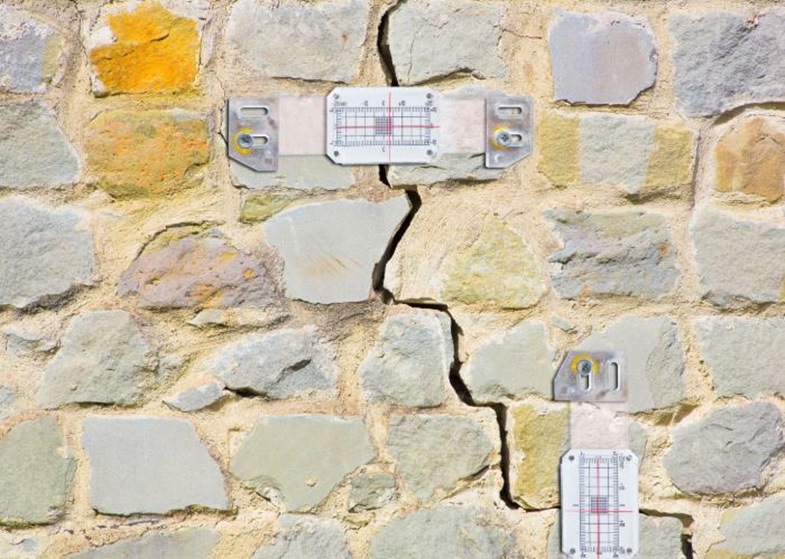 When to Walk Away from Foundation Issues: A Guide to Foundation Repair ...